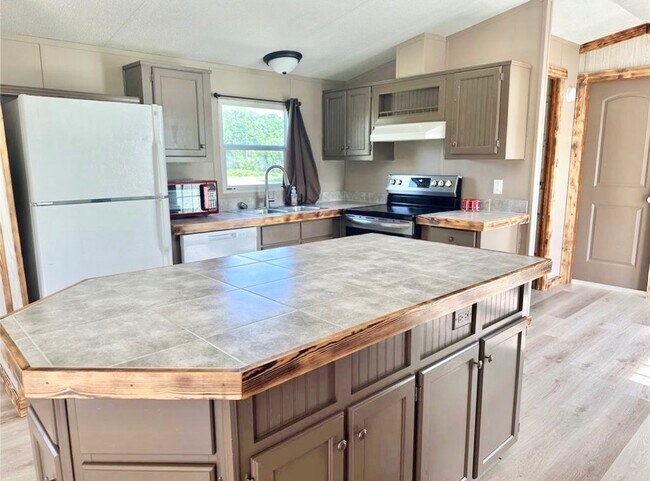 15607 Atwood Ln in Crosby, TX - Building Photo - Building Photo