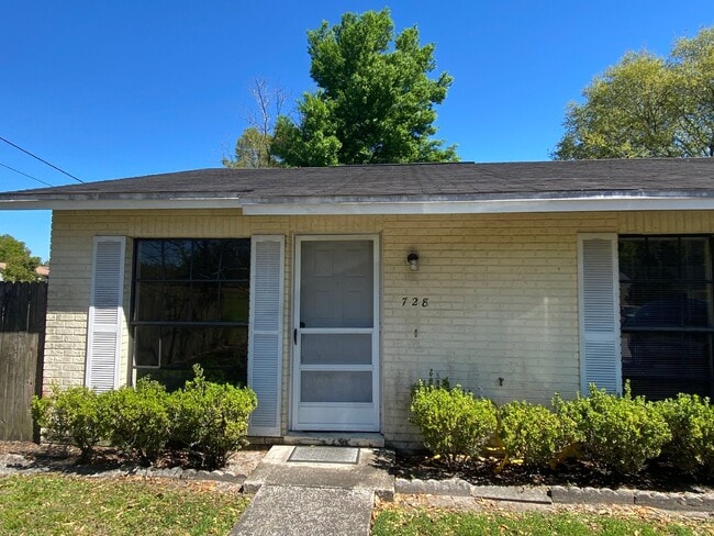 property at 728 Sunbright Dr