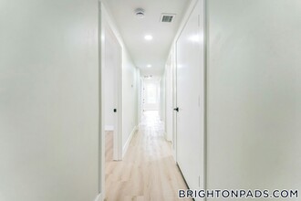 47 Brackett St in Boston, MA - Building Photo - Building Photo