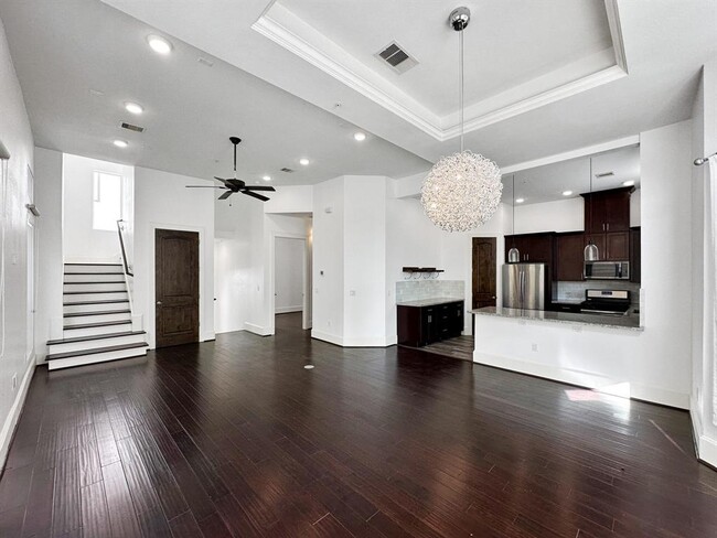 property at 2014 Sabine St