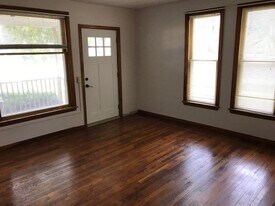 502 E Broadway St, Unit 1