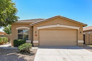 2165 W Tanner Ranch Rd in San Tan Valley, AZ - Building Photo