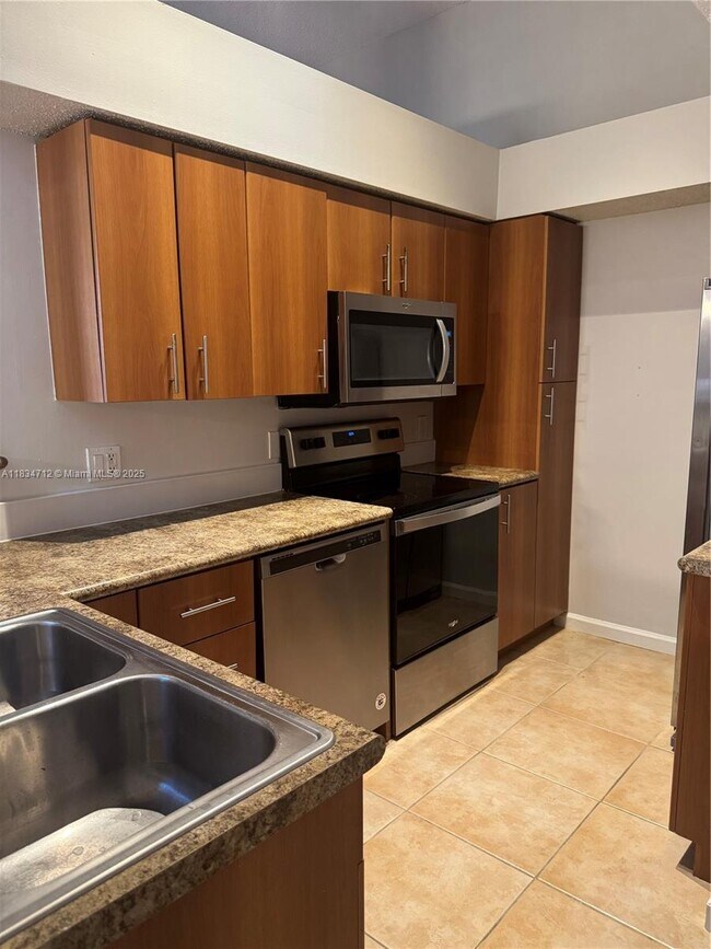 1335 Crystal Way in Delray Beach, FL - Building Photo - Building Photo