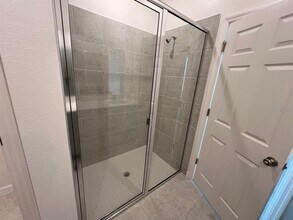 1241 Atlantic Ave in Fruitland Park, FL - Building Photo - Building Photo