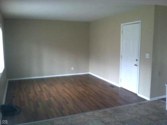 7526 Ruskin Pl in Indianapolis, IN - Building Photo - Building Photo