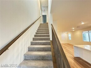 1432 Nocturnal Flight St in Las Vegas, NV - Building Photo - Building Photo