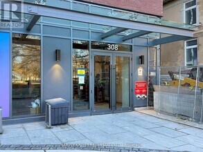 308 Jarvis St in Toronto, ON - Building Photo - Building Photo
