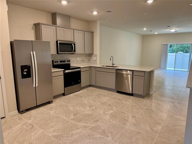 3331 Canyon Bay Pt in Sanford, FL - Building Photo - Building Photo