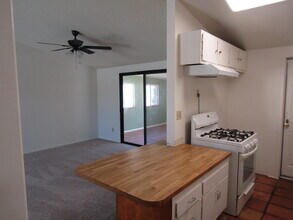 1654 Calle Nueve in Lompoc, CA - Building Photo - Building Photo