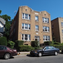 1056 Capitol Ave in Hartford, CT - Foto de edificio - Building Photo