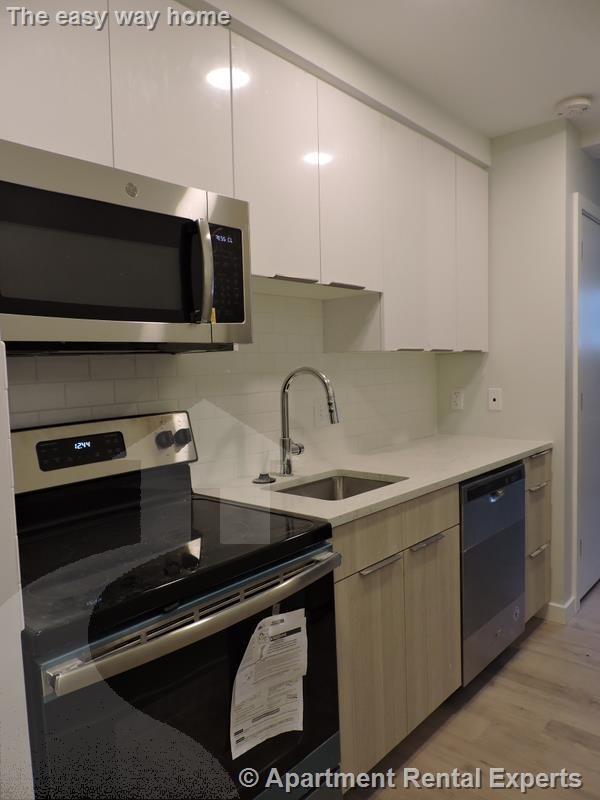 10 Soden St, Unit 006 in Cambridge, MA - Foto de edificio - Building Photo