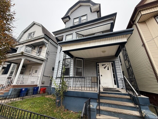 property at 21 49th St