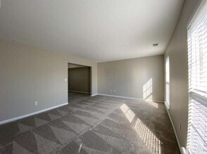 2052 Blackhorse Ln in Lexington, KY - Building Photo - Building Photo