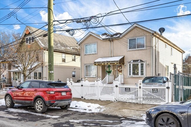 18 Wayne St in Staten Island, NY - Building Photo - Building Photo