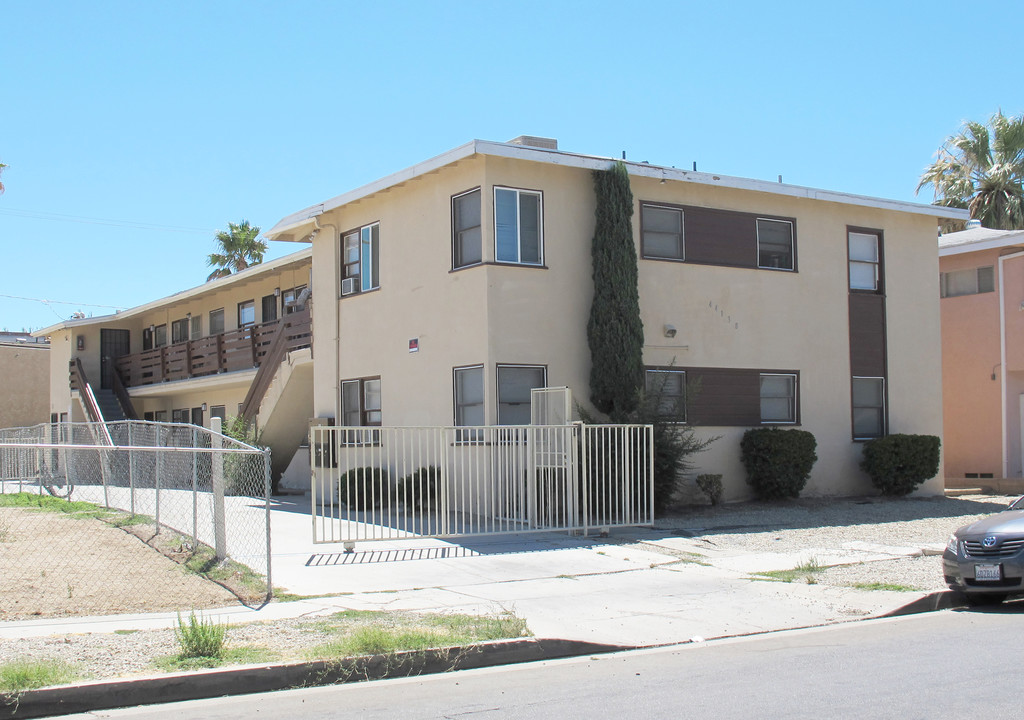 44138 Beech Ave in Lancaster, CA - Building Photo