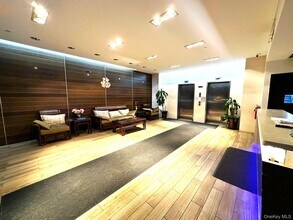 132-03 Sanford Ave in Queens, NY - Building Photo - Building Photo