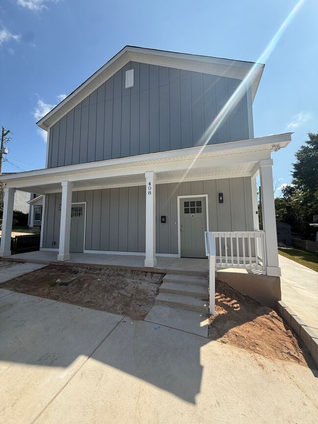 property at 408 S Gregg St
