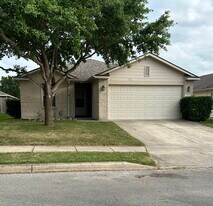 213 Brahma Way in Cibolo, TX - Building Photo
