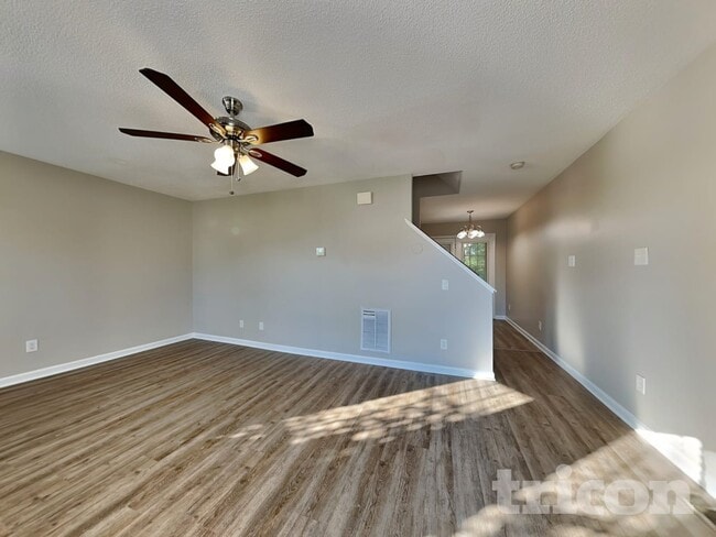 4813 Windbreak Ln in Raleigh, NC - Building Photo - Building Photo