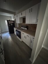 5 E 24th St in Wilmington, DE - Building Photo - Building Photo