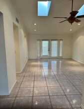 11518 SW 172nd Terrace in Miami, FL - Foto de edificio - Building Photo