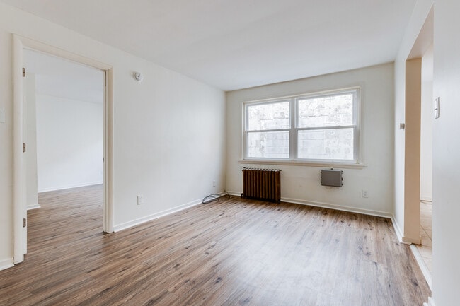 525 Washington Ave in Bridgeville, PA - Building Photo - Building Photo