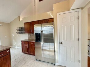 612 Orrington Ct in Lake Zurich, IL - Building Photo - Building Photo