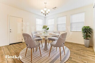 6926 E Butte St, Unit 0211 in Mesa, AZ - Foto de edificio - Building Photo