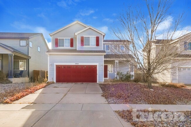 property at 1934 Woodpark Dr