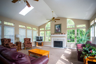 Hermitage Hills Apartments in Hermitage, PA - Building Photo - Interior Photo