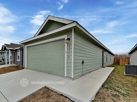 8318 Piedra Medina in San Antonio, TX - Building Photo