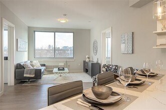 461 Newark Ave in Jersey City, NJ - Foto de edificio - Building Photo