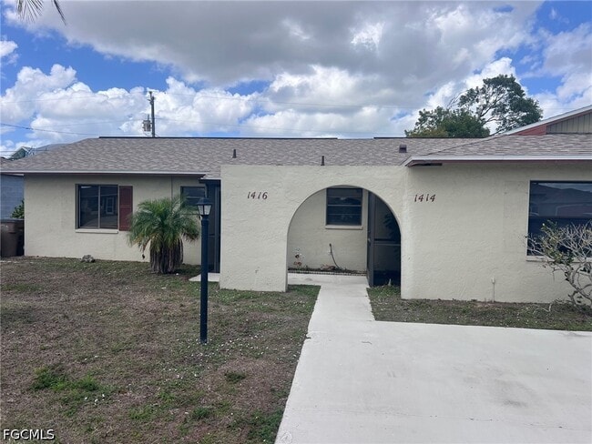 property at 1416 SE 1st Pl