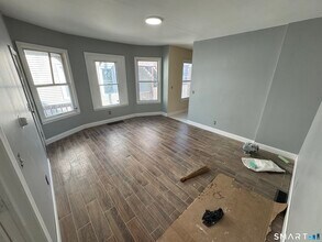 107 Fremont St in Bridgeport, CT - Building Photo - Building Photo