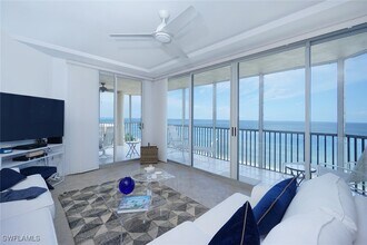 9577 Gulf Shore Dr in Naples, FL - Building Photo - Building Photo