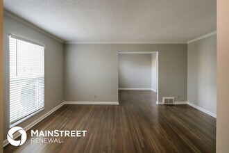 4931 Darlington Dr in Memphis, TN - Foto de edificio - Building Photo