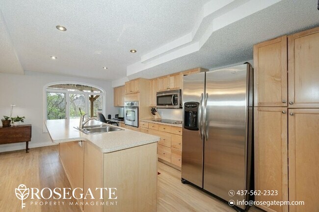 35 Forestgrove Cir in Brampton, ON - Building Photo - Building Photo