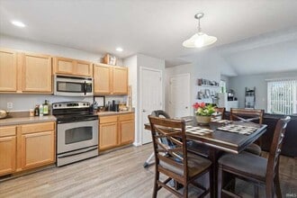 51701 Melwood Ct in South Bend, IN - Foto de edificio - Building Photo