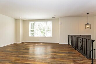 121 Lakeside Park Dr in Hendersonville, TN - Building Photo - Building Photo