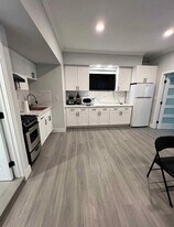 8852 Bluffdale Dr, Unit 1 in Los Angeles, CA - Building Photo