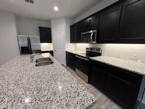 517 Presidio St in Aubrey, TX - Building Photo - Building Photo