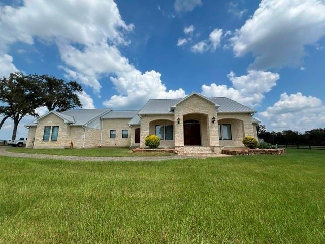 42844 Henson Rd in Hempstead, TX - Building Photo