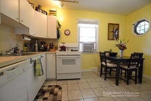 153 Nonantum St, Unit 1 in Boston, MA - Building Photo