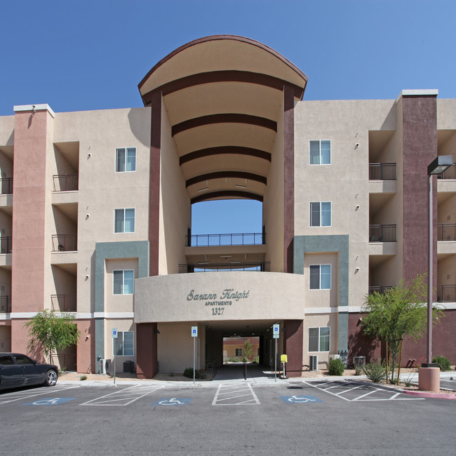 Sarann Knight Apartments in Las Vegas, NV - Building Photo - Building Photo