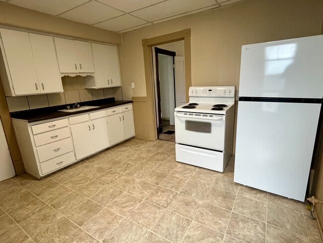 1202 Prospect Ave in Wausau, WI - Building Photo - Building Photo