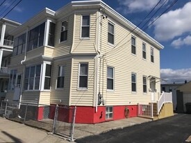 19 Brockton St in Providence, RI - Building Photo