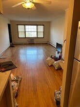 2000 Parkside Dr in Park Ridge, IL - Building Photo - Building Photo