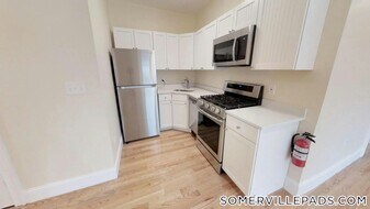 87 Morrison Ave, Unit 1R in Somerville, MA - Building Photo