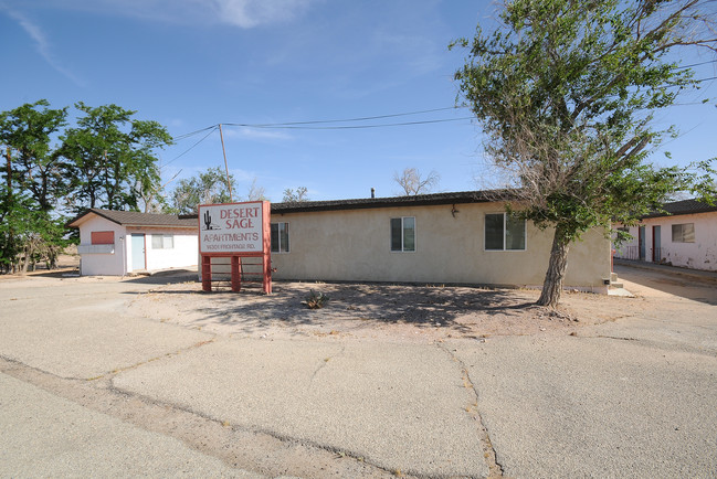 Desert Sage Apartments in North Edwards, CA - Foto de edificio - Building Photo