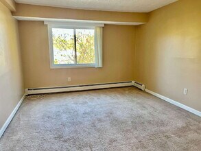 7 Birchwood Pointe in Amesbury, MA - Building Photo - Building Photo